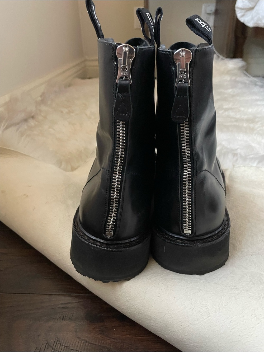 Authentic R13 single stack black platform men’s boots - Picture 2 of 5